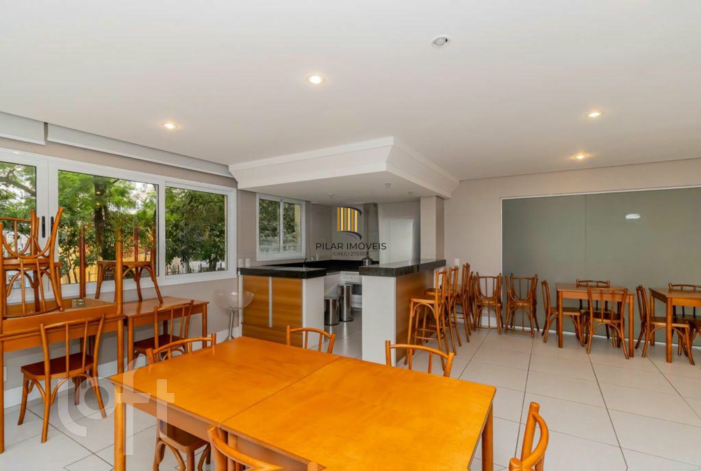 Apartamento 2 dormitórios no bairro Petrópolis