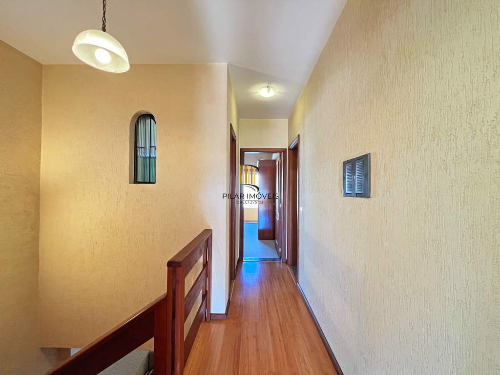 Casa 3 dormitórios no bairro Santana