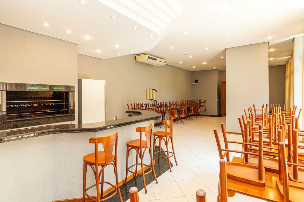 Apartamento 4 dormitórios no bairro Auxiliadora