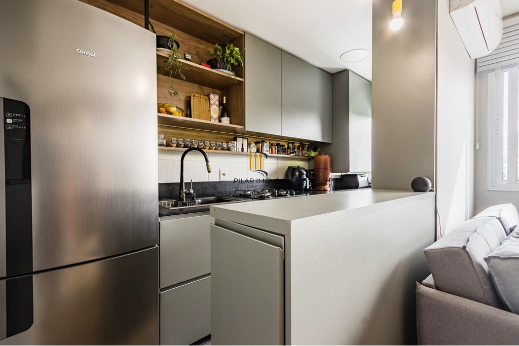 Apartamento 2 dormitórios no bairro Azenha