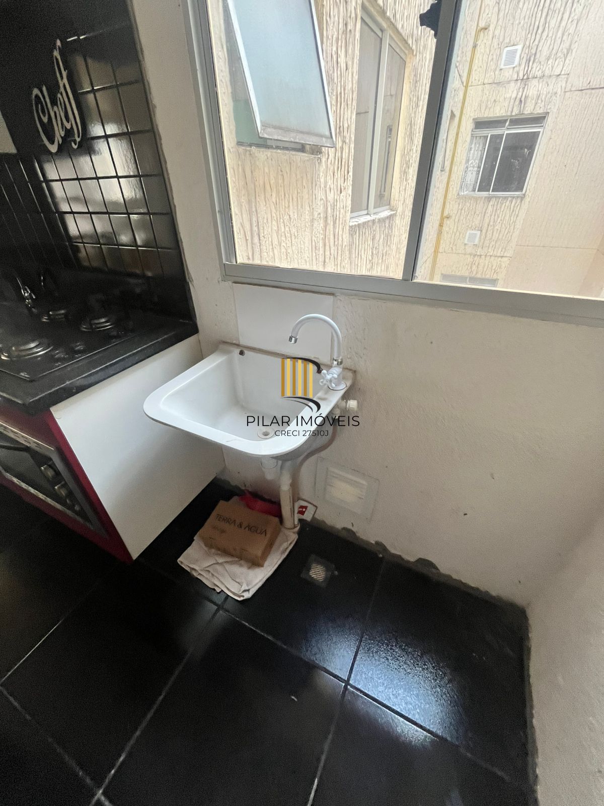 Apto 2 Dormitórios, Sala, Cozinha, Banheiro, semimob, 01 vaga garagem-rotativa