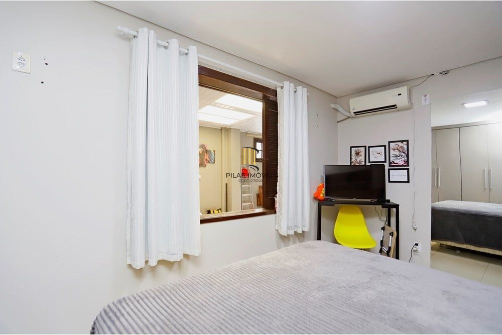 Casa 3 dormitórios no bairro Rubem Berta