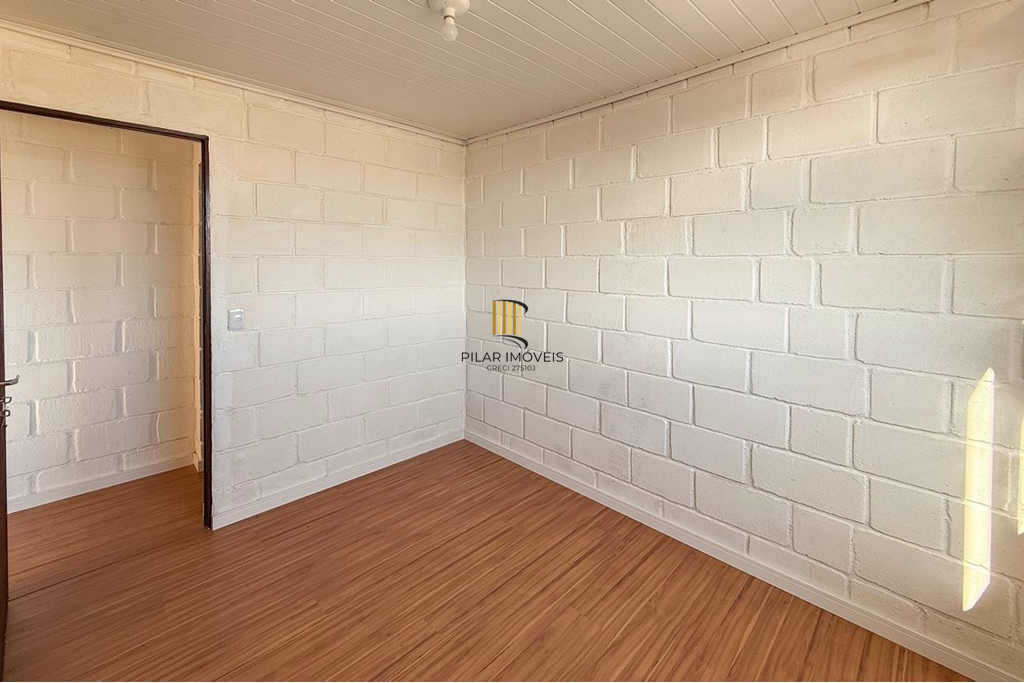 Apartamento 2 dormitórios no bairro Guajuviras
