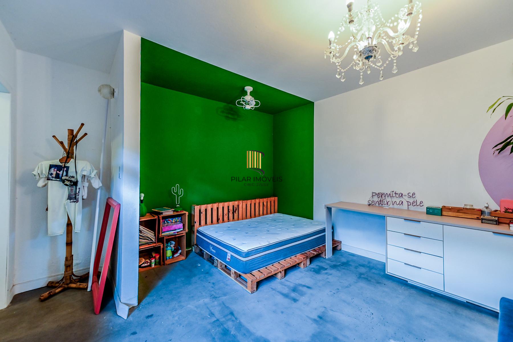 Casa 3 dormitórios no bairro Nonoai