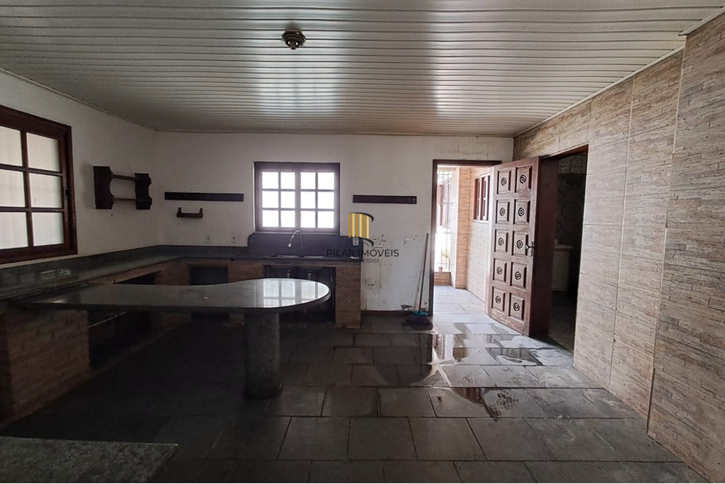 Casa 5 dormitórios no bairro Aparecida