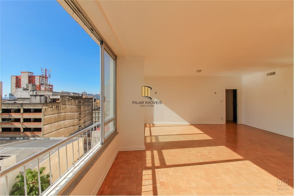 Apartamento 4 dormitórios no bairro Centro Histórico