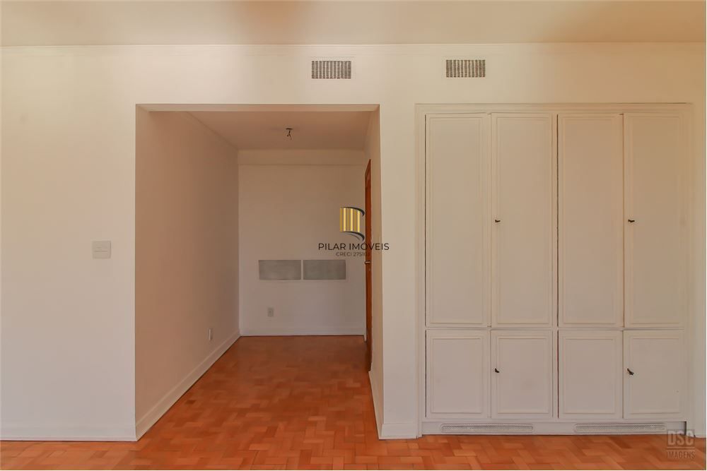Apartamento 4 dormitórios no bairro Centro Histórico