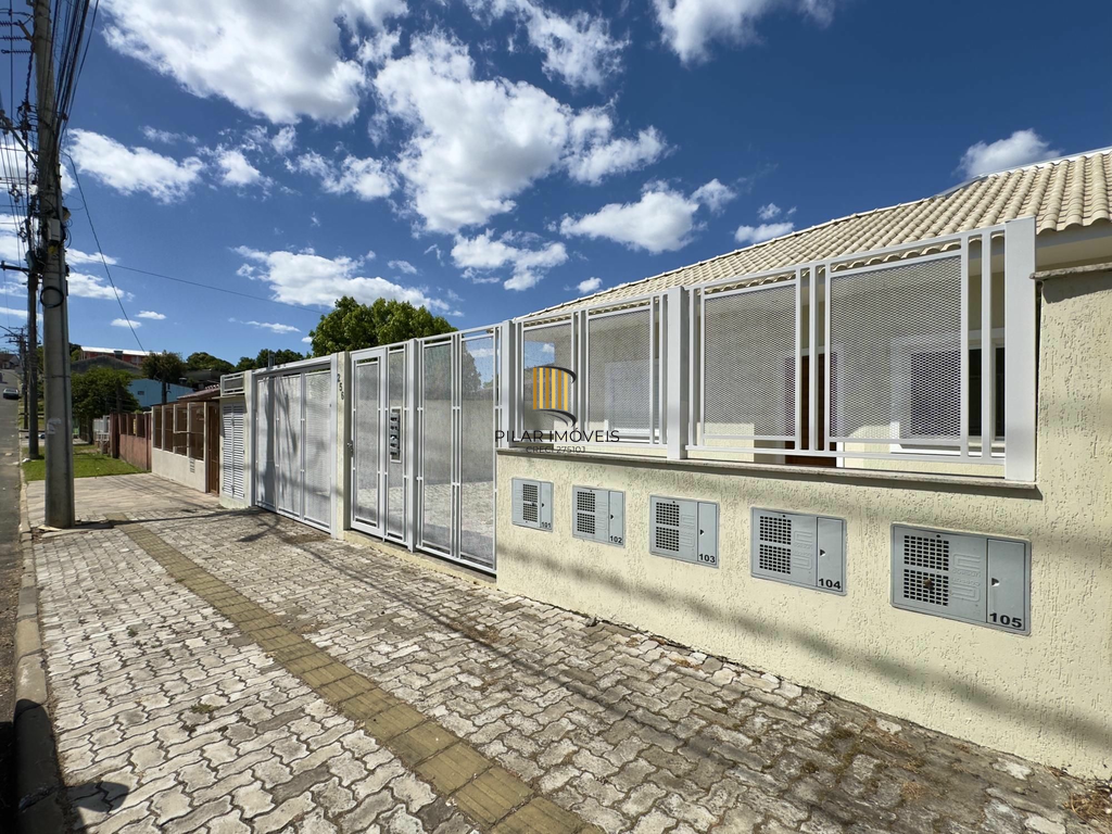 Casa de Condomínio 2 dormitórios no bairro Olaria