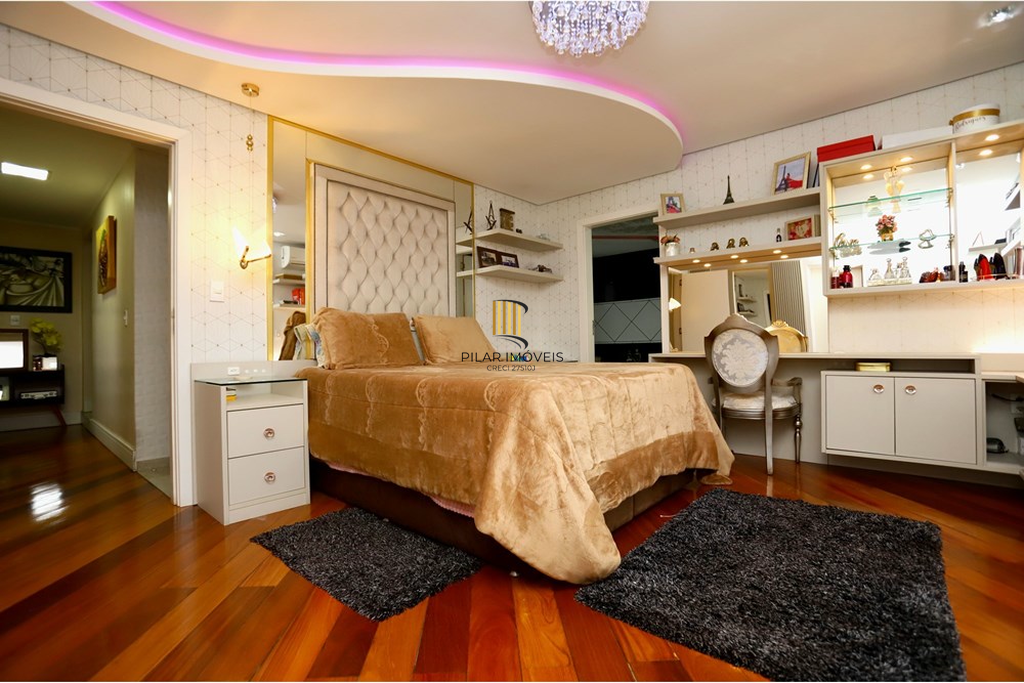 Casa 4 dormitórios no bairro Bela Vista