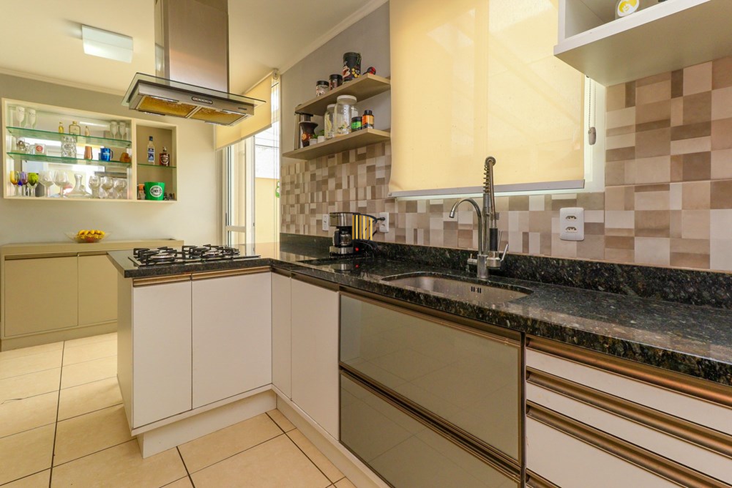 Casa de Condomínio 3 dormitórios no bairro São Sebastião