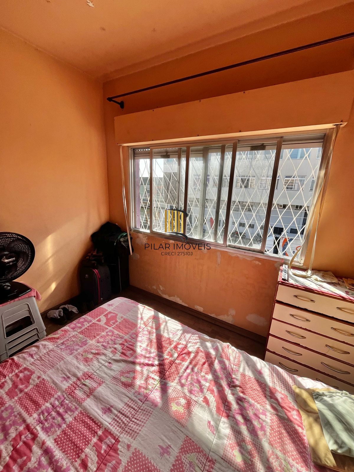 02 dormitórios, bairro Santa Maria Gorethi, sala enorme, cozinha e banheiro, aceita financiamento