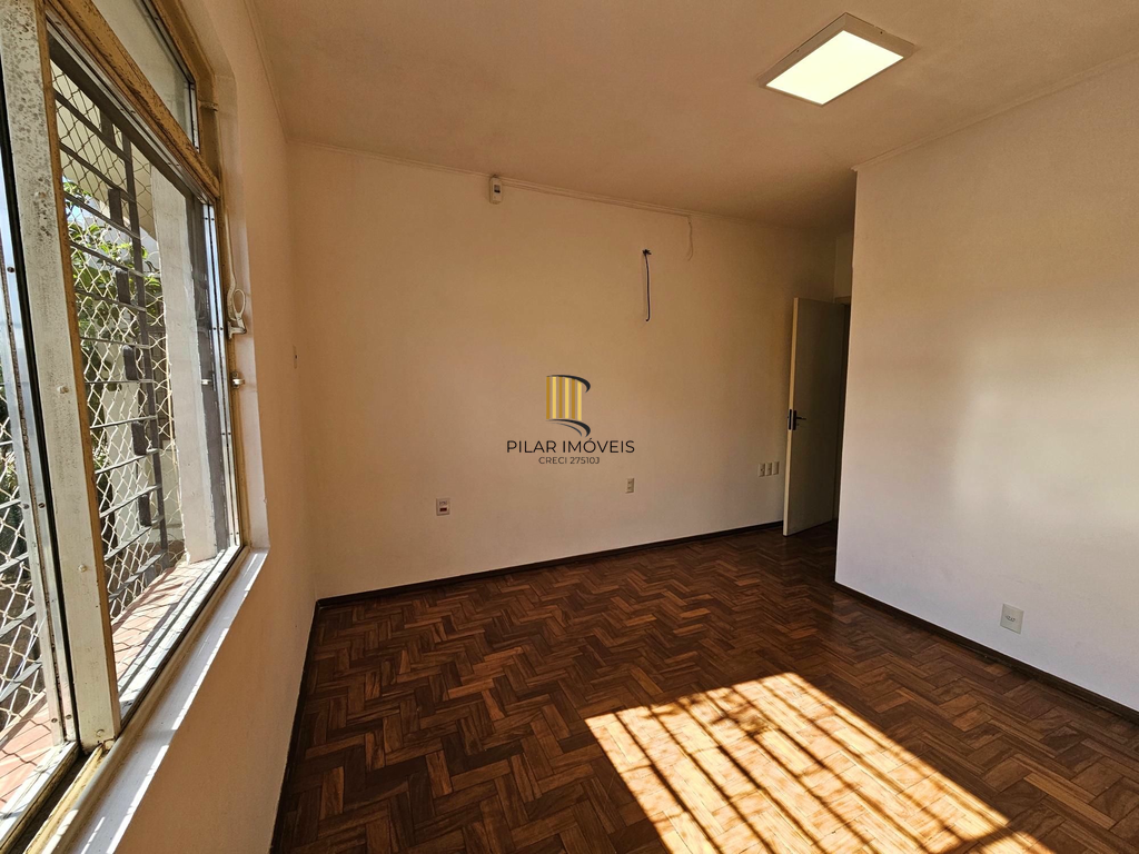 Casa 3 dormitórios no bairro Três Figueiras