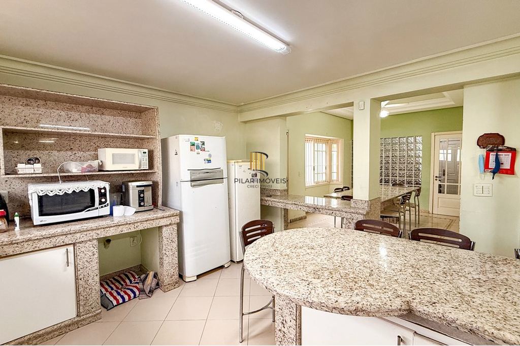 Casa 6 dormitórios no bairro Nossa Senhora das Graças