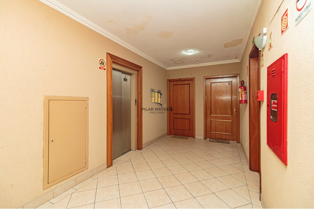 Apartamento 2 dormitórios no bairro Cristal