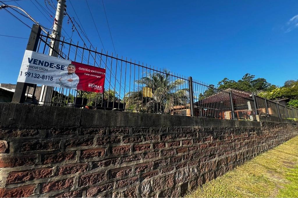 Casa 3 dormitórios no bairro Jardim Carvalho