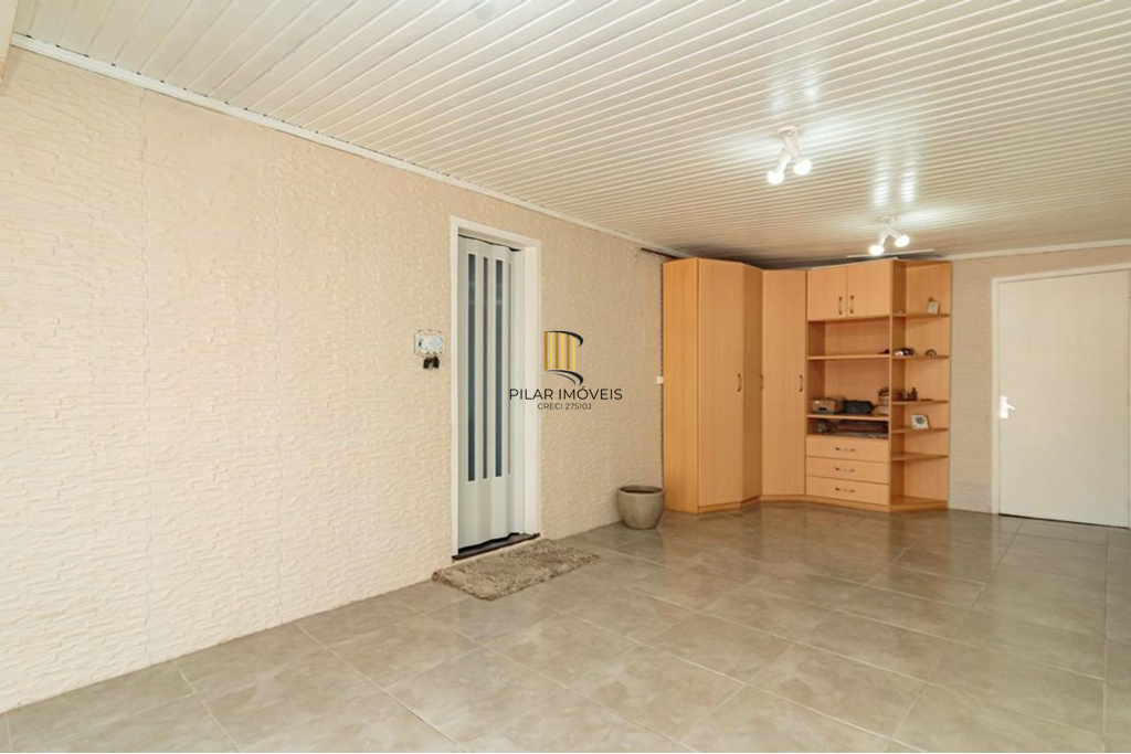 Casa 2 dormitórios no bairro Rubem Berta