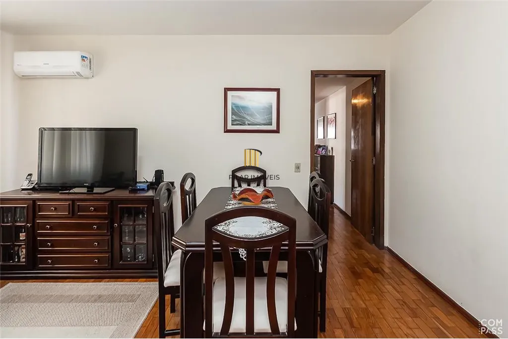 Apartamento 2 dormitórios no bairro Menino Deus