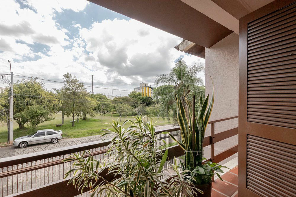 Casa 3 dormitórios no bairro Jardim Planalto