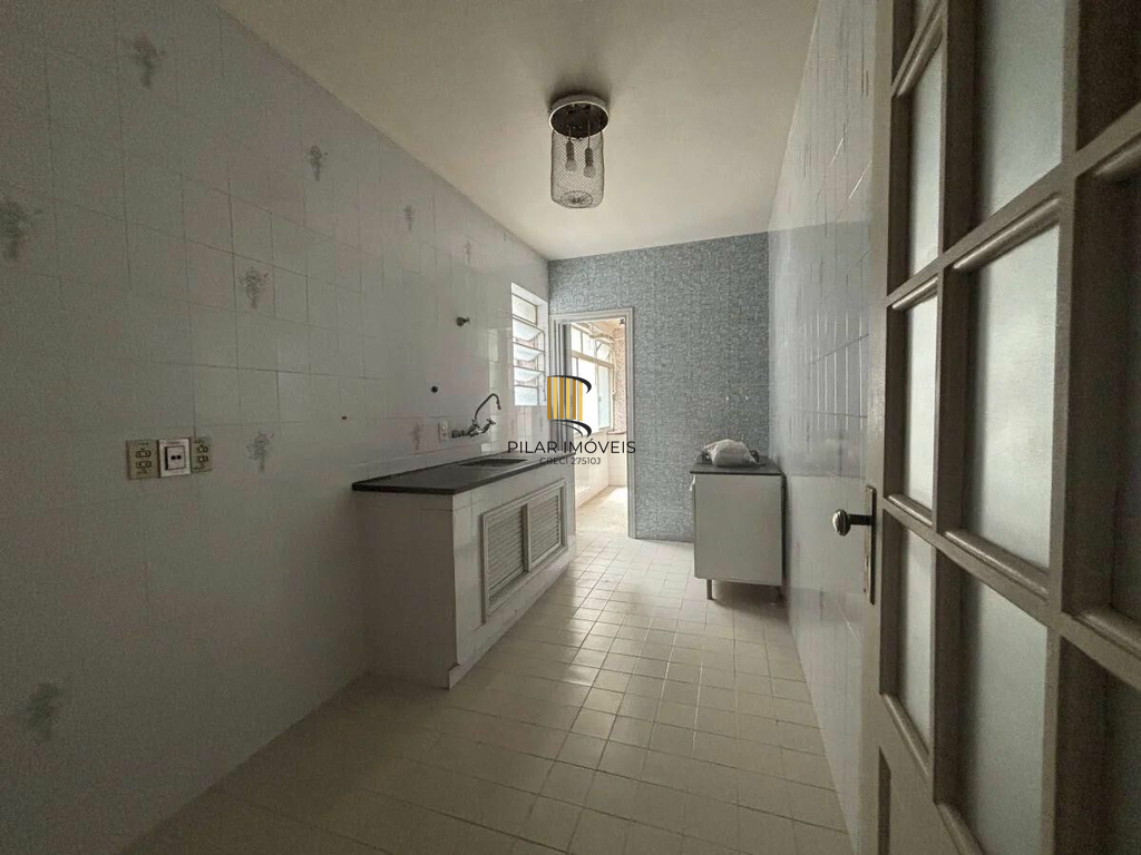 Apartamento 2 dormitórios no bairro Bom Fim