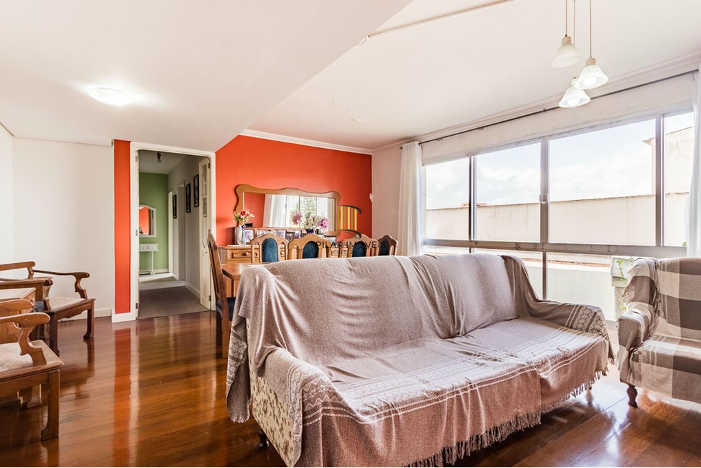 Apartamento 3 dormitórios no bairro Menino Deus