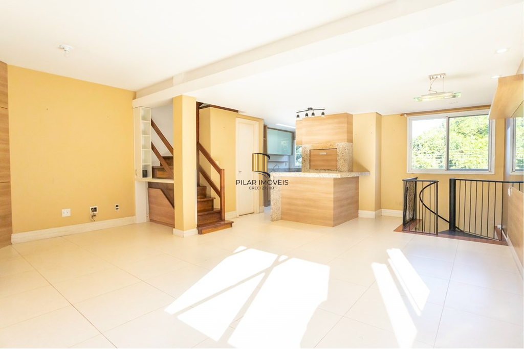 Casa de Condomínio 3 dormitórios no bairro Mário Quintana