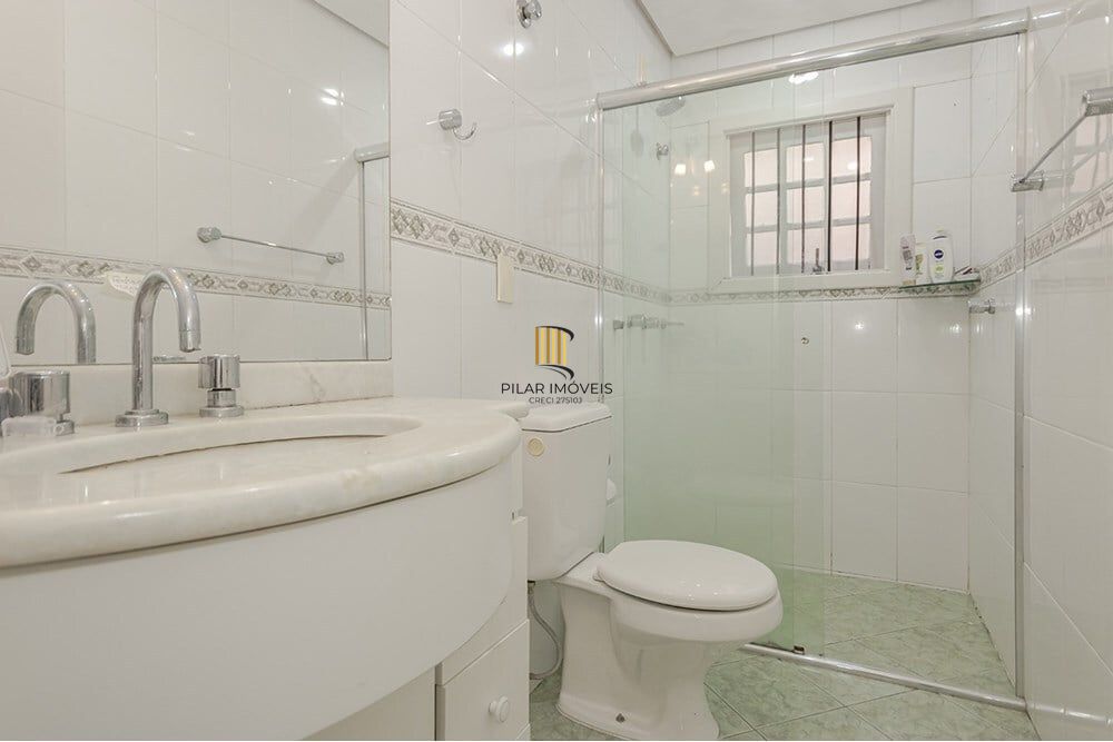 Casa 3 dormitórios no bairro Espírito Santo