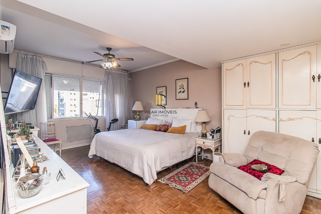 Apartamento 4 dormitórios no bairro Moinhos de Vento