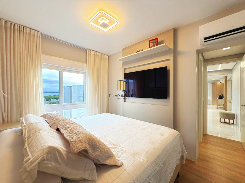 Apartamento 3 dormitórios no bairro Menino Deus