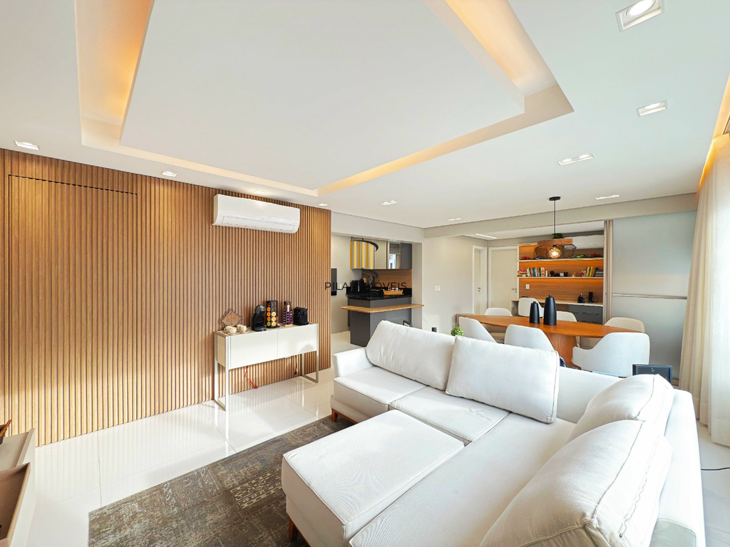 Apartamento 3 dormitórios no bairro Menino Deus