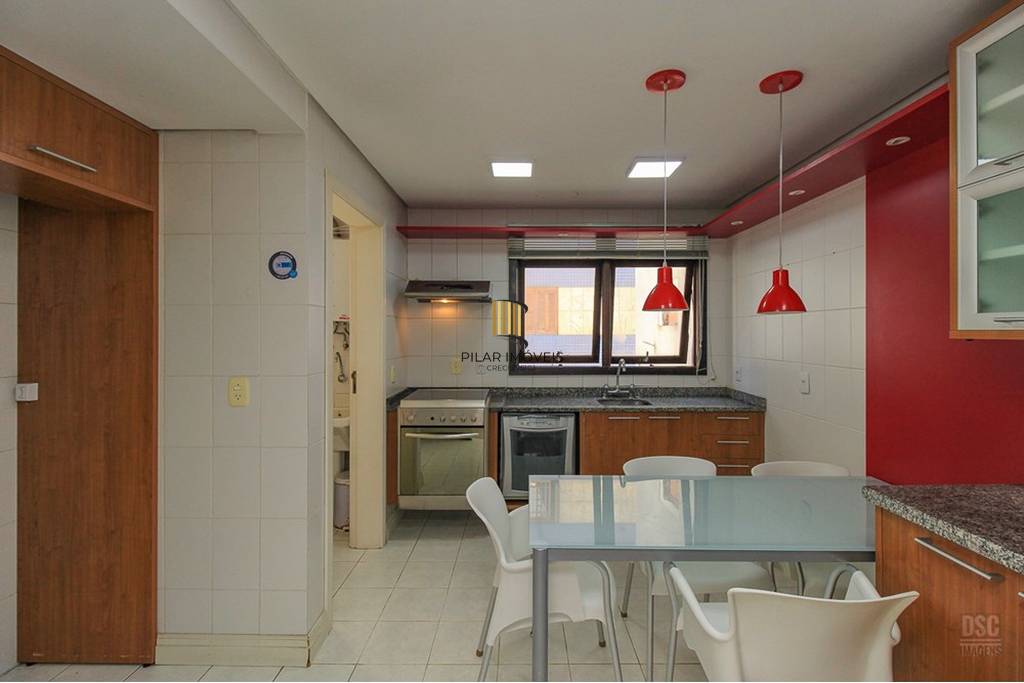 Apartamento 3 dormitórios no bairro Petrópolis