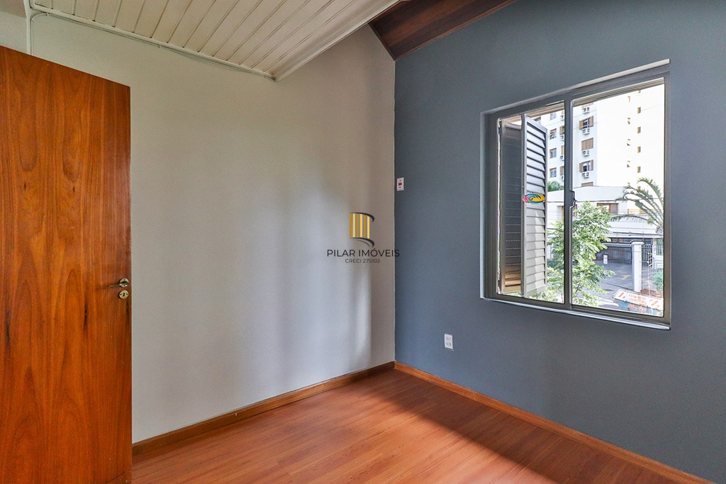Casa de Condomínio 3 dormitórios no bairro Jardim Itu