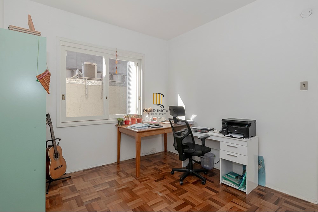 Apartamento 2 dormitórios no bairro Bom Fim