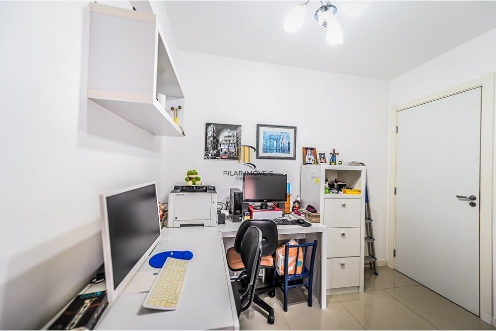 Apartamento 3 dormitórios no bairro Camaquã