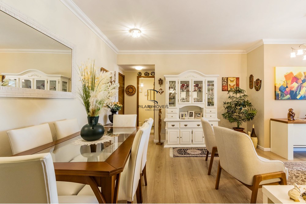 Apartamento 3 dormitórios no bairro Menino Deus
