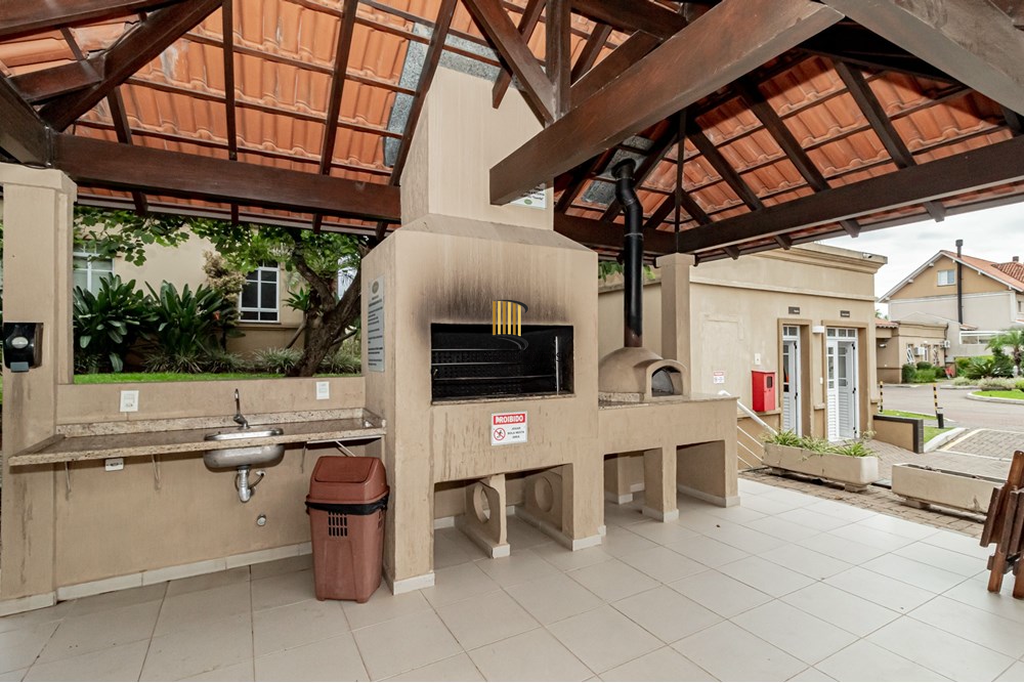 Casa de Condomínio 4 dormitórios no bairro Sarandi