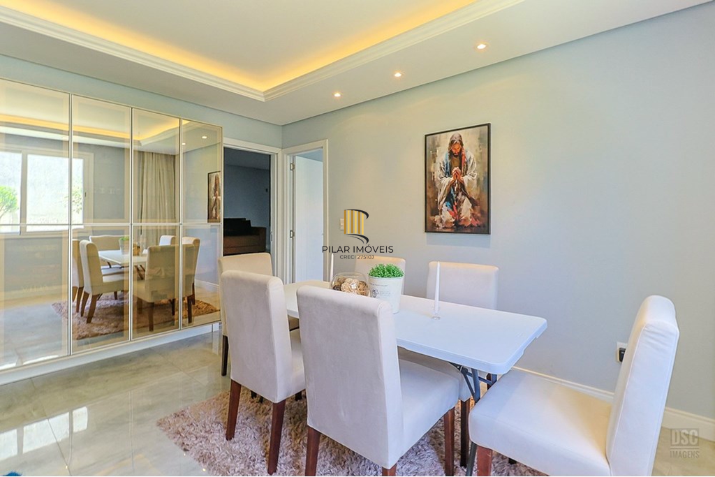 Casa 5 dormitórios no bairro Ipanema