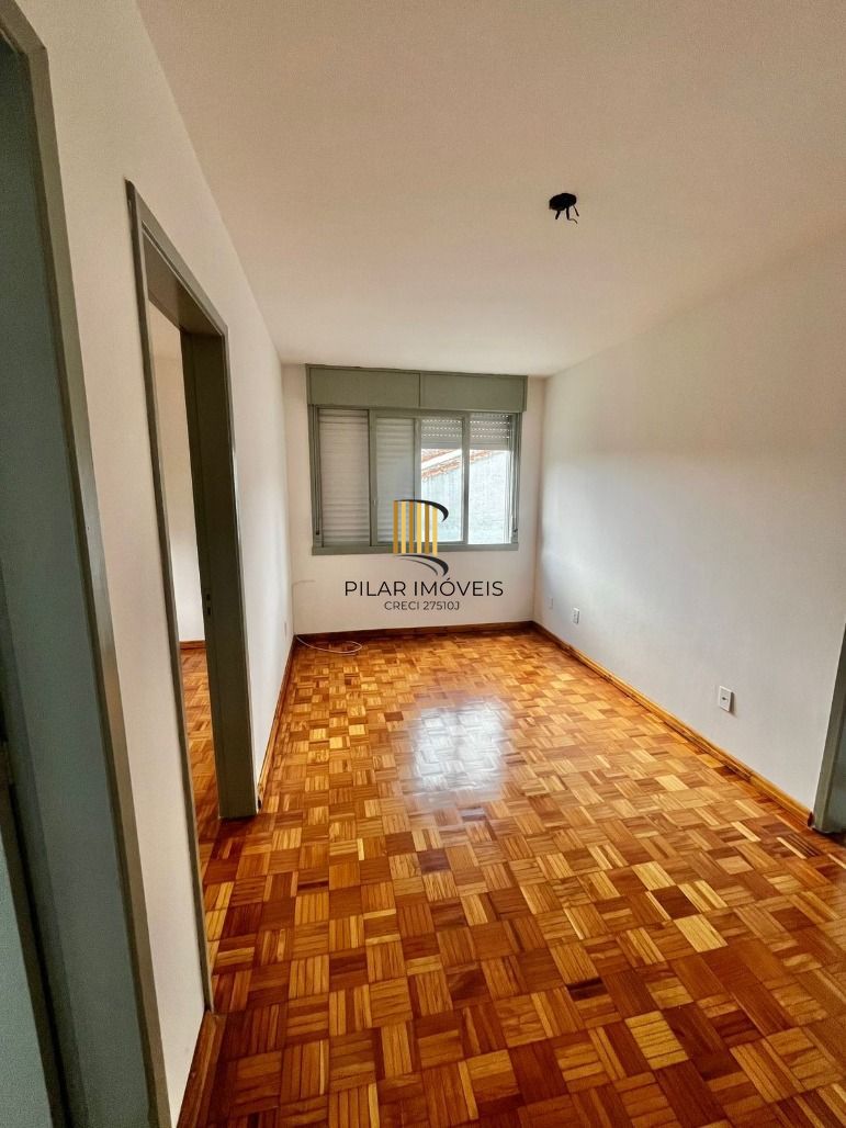 01 dormitório, 42 m² de frente no Passo da Areia
