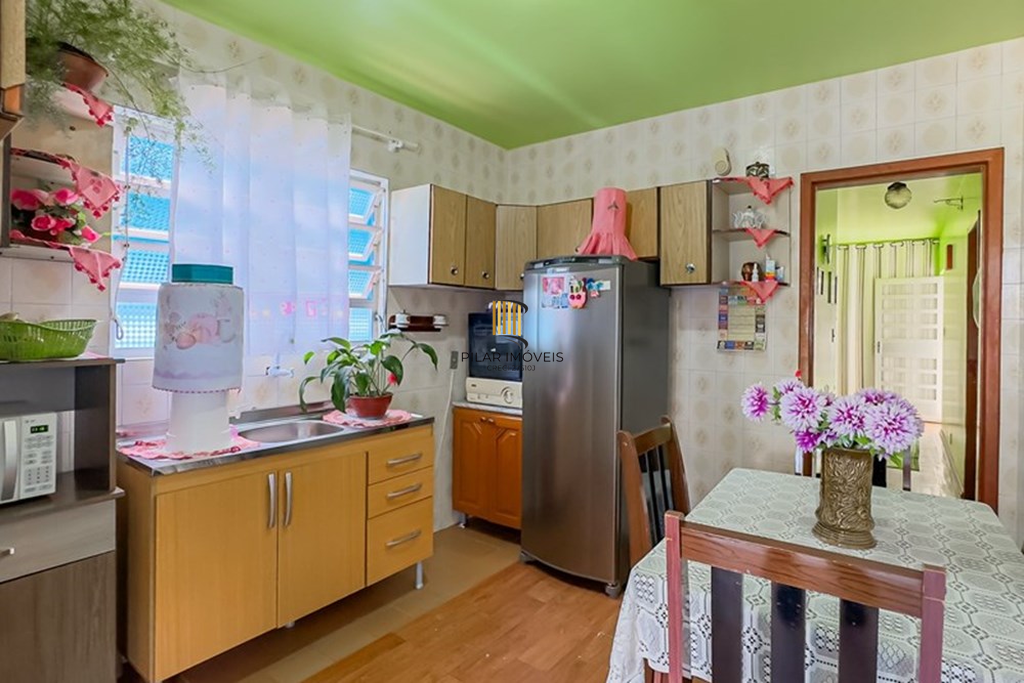 Casa 5 dormitórios no bairro Vila Jardim