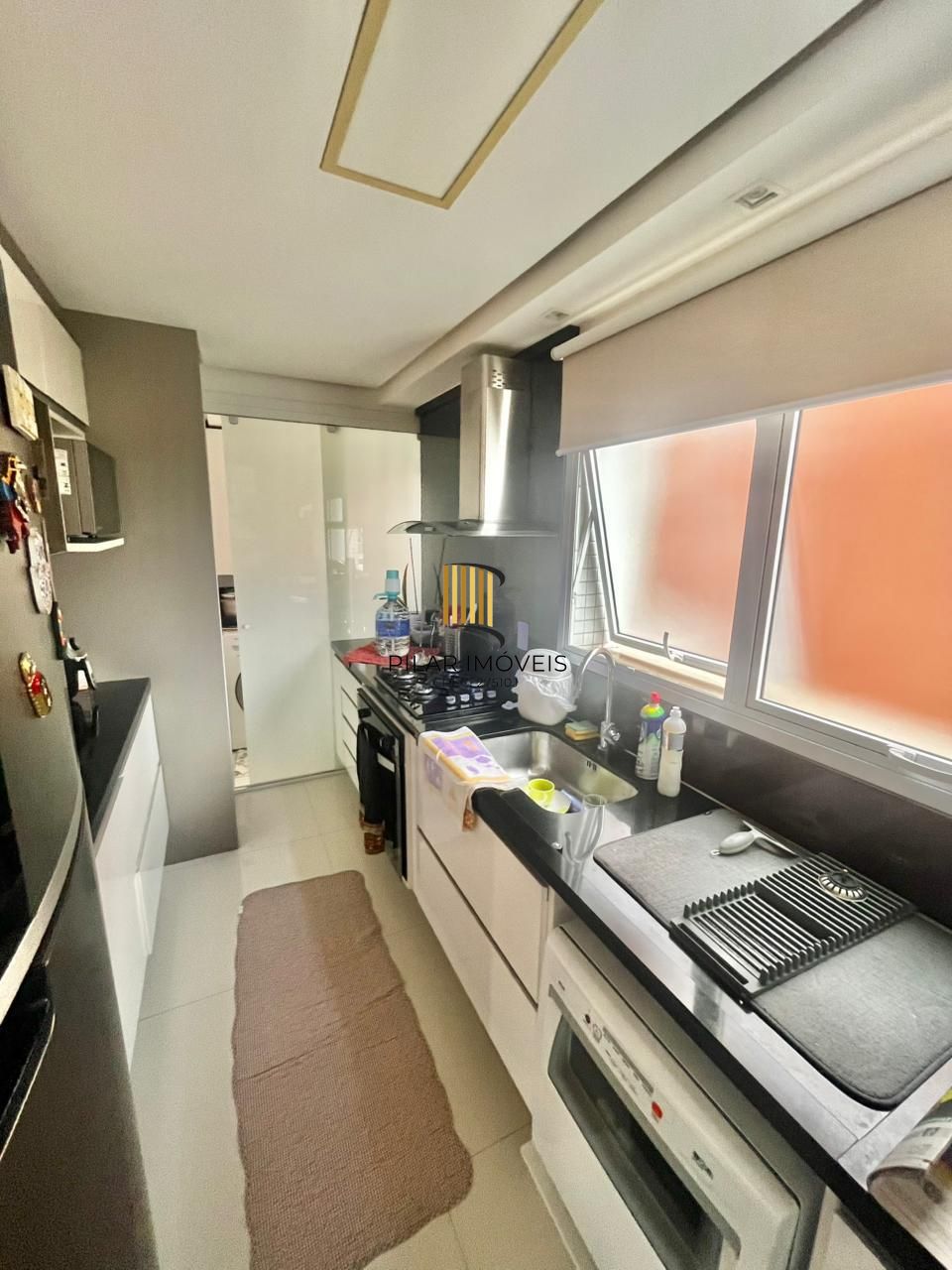 Apto de 03 dorm, sendo 01 suíte, 02 vagas, 103 m2, na João Obino, semi mobiliado