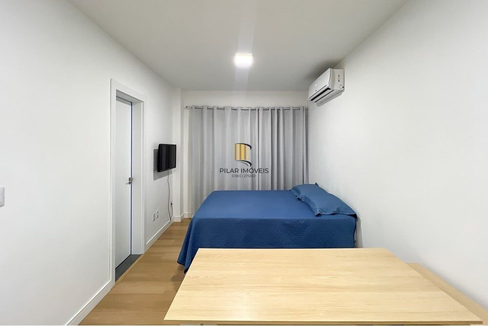 Casa de Condomínio 3 dormitórios no bairro Niterói