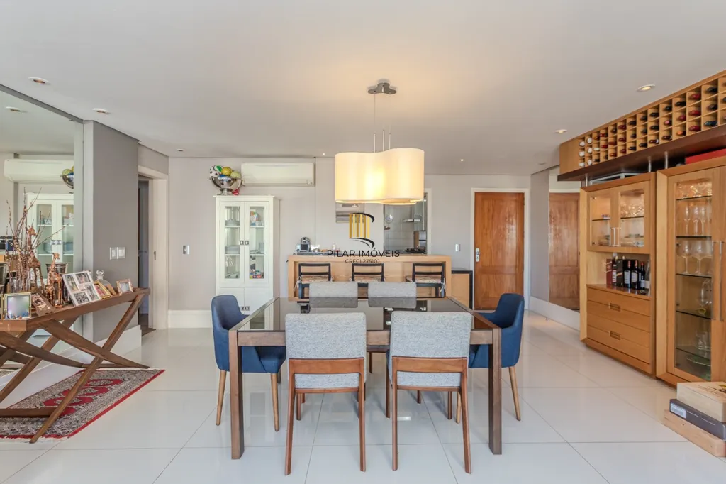 Apartamento 3 dormitórios no bairro Petrópolis