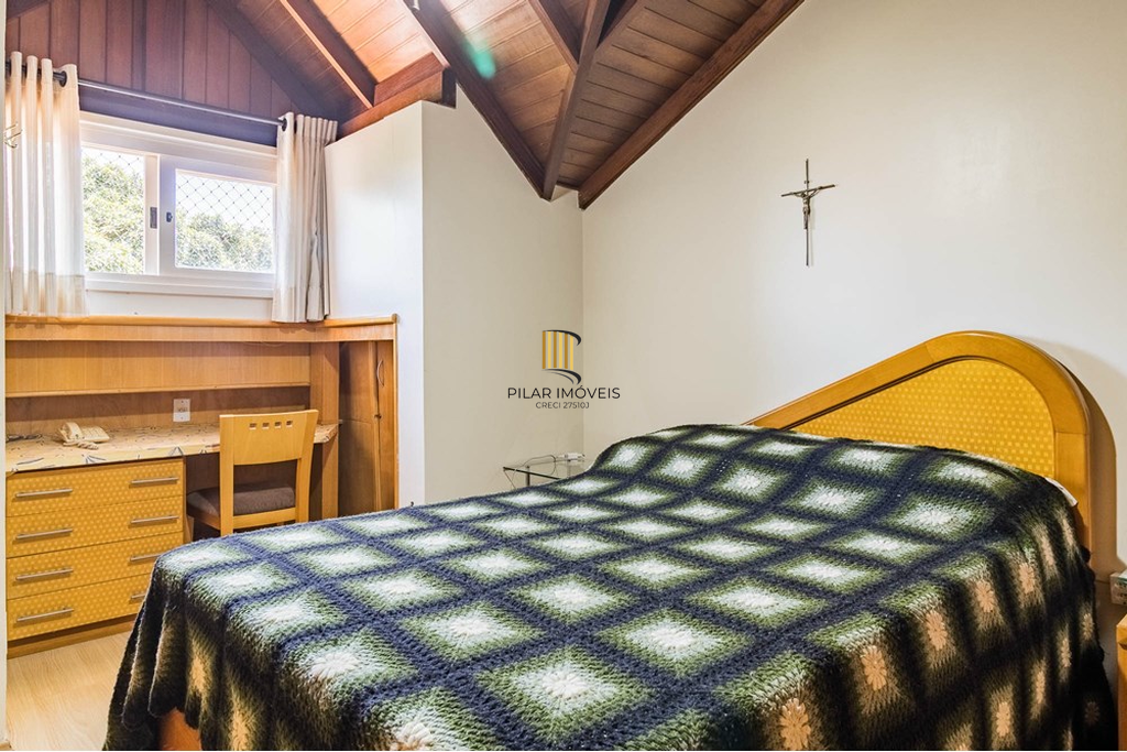 Casa de Condomínio 3 dormitórios no bairro Teresópolis