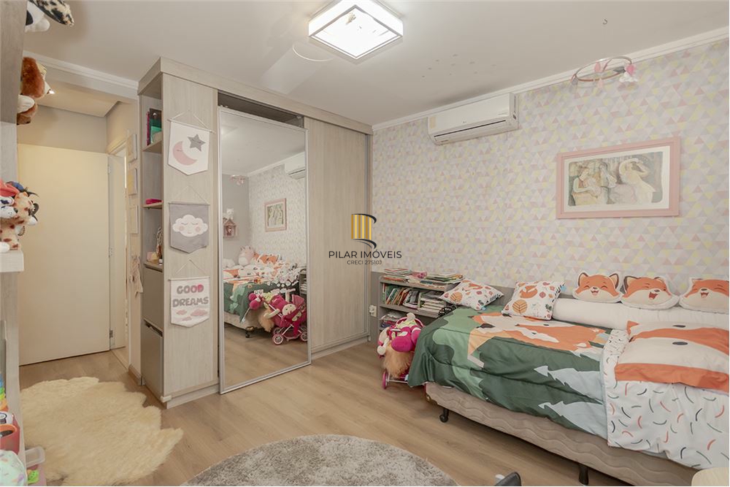 Casa 4 dormitórios no bairro Vila Assunção