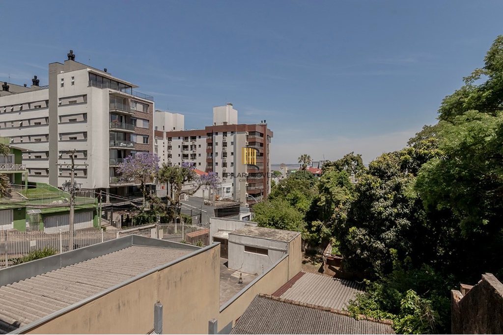 Casa 3 dormitórios no bairro Menino Deus