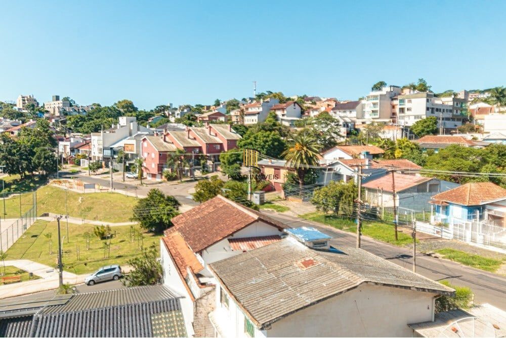 Casa 3 dormitórios no bairro Chácara das Pedras
