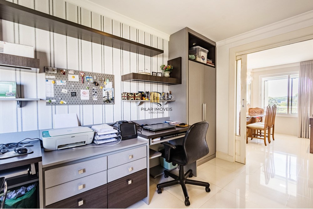 Apartamento 3 dormitórios no bairro Menino Deus