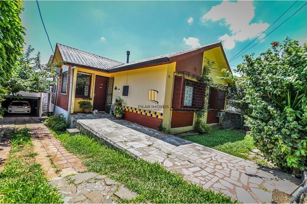 Casa de Condomínio 4 dormitórios no bairro Santa Tereza