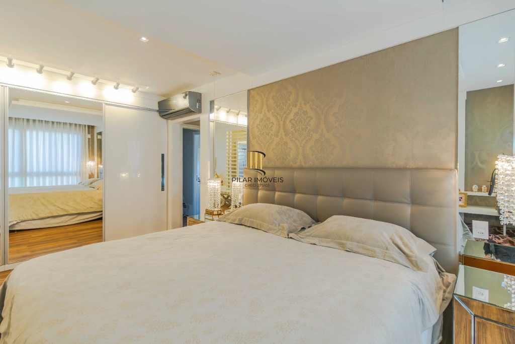 Apartamento 4 dormitórios no bairro Jardim Europa
