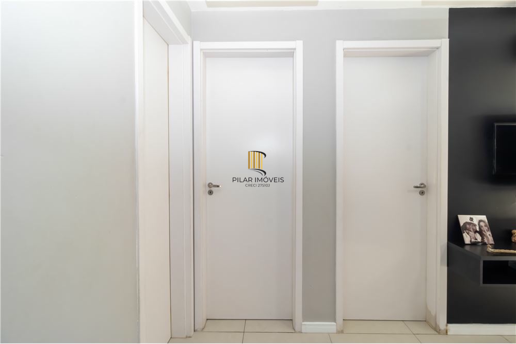 Apartamento 2 dormitórios no bairro Lomba do Pinheiro