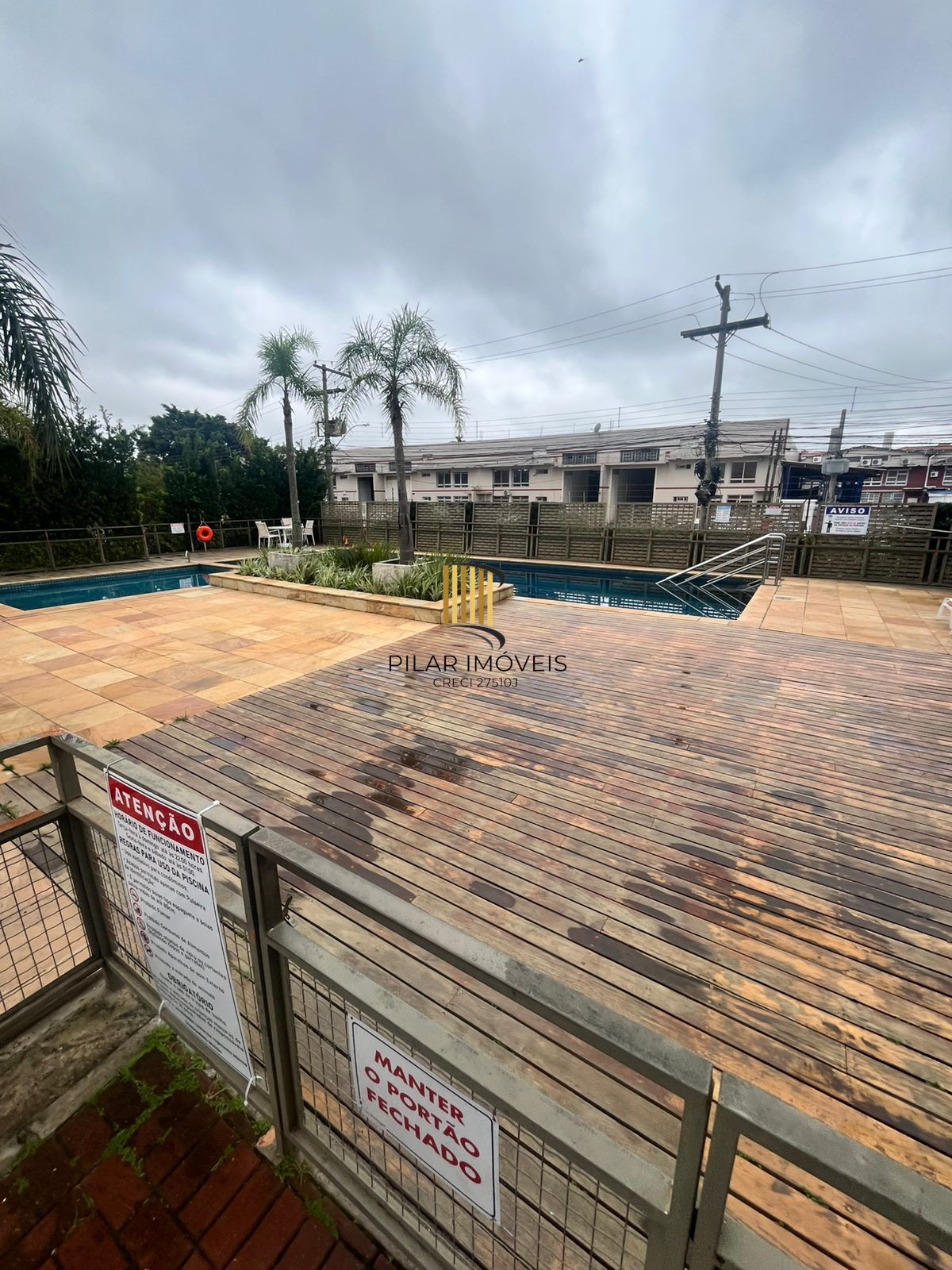 Apartamento no Humaitá de 02 dormitórios, infra e 01 vaga, nunca habitado